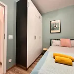 Momoapart - By The Odra River - Free Parking Spot Апартаменты *